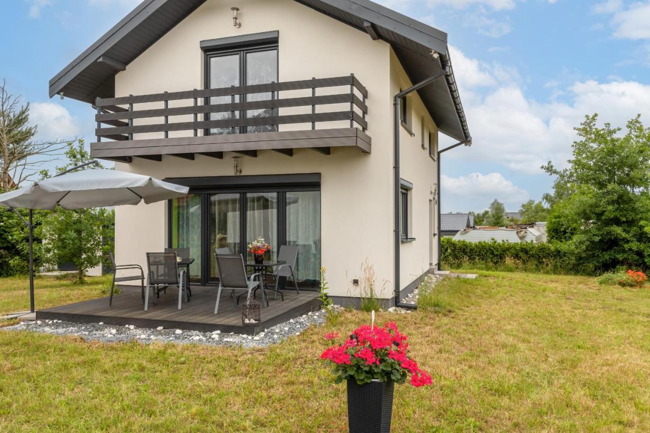 Zaciszny Dom Harald - Taras & Ogrod - Wyspa Wolin By Renters Holiday home *